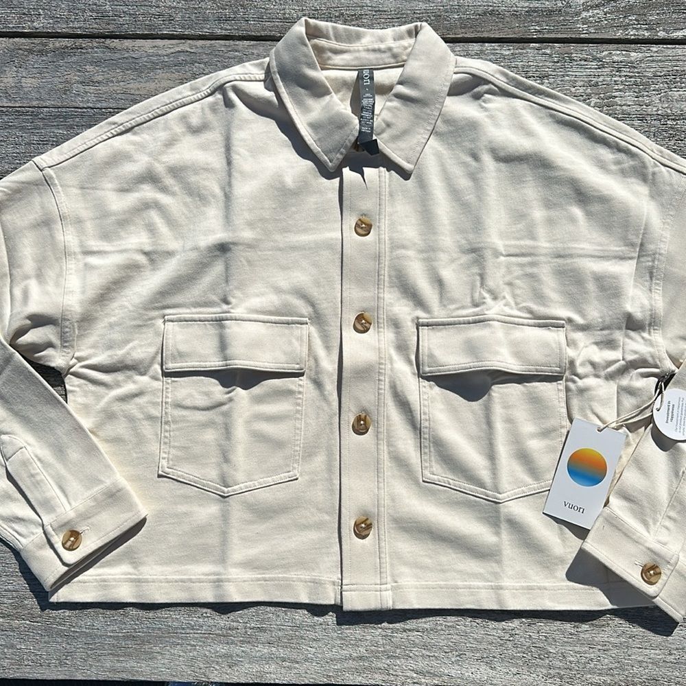 VUORI‎ Mackenzie Cropped Shirt Jacket natural size large NWT